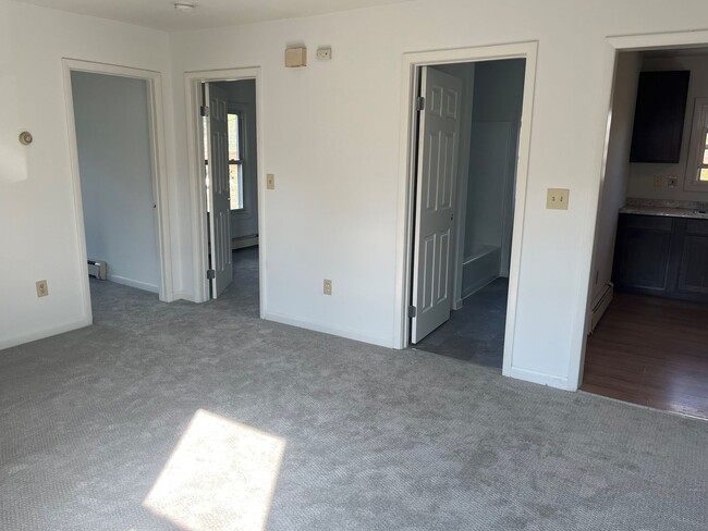 Building Photo - 7-MXW Holding Corp