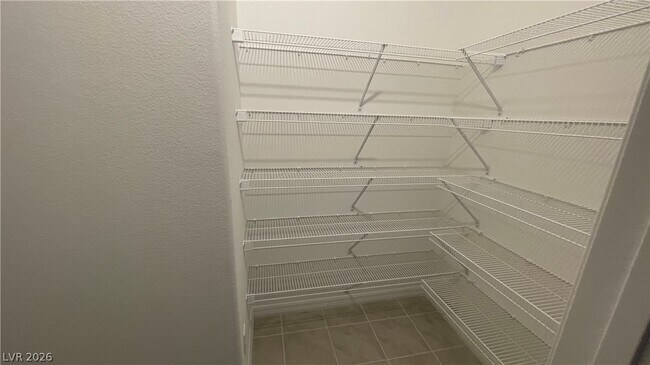 Building Photo - 7054 Sunland Hls Ave