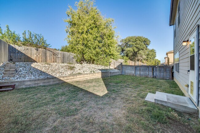 Building Photo - 3-BEDROOM HOME IN CROSSING AT WINDCREST