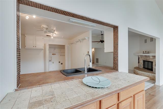 Building Photo - 1441 Everglades Dr