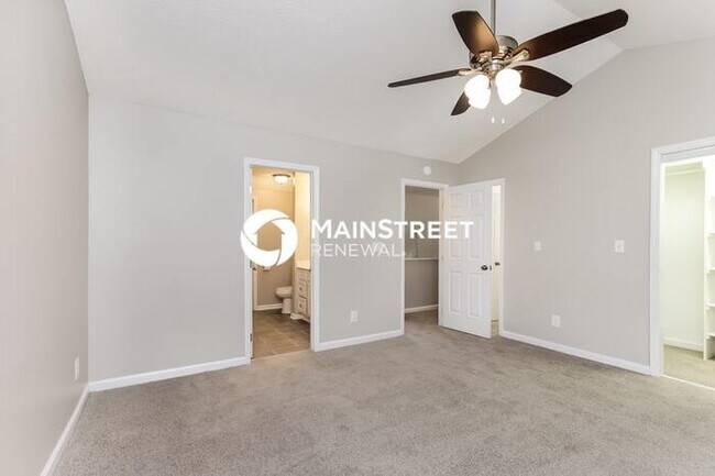 Building Photo - 4 Bedroom Pet-Friendly Home in RALEIGH, NC with Main Street Renewal