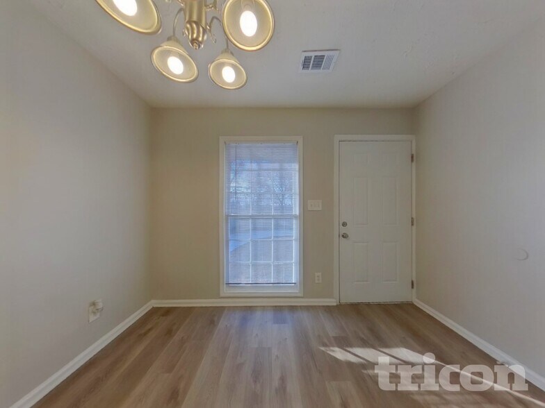 Building Photo - 5750 Westside Rd