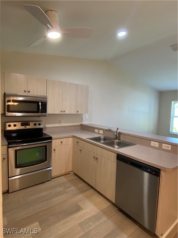 Primary Photo - 4025 SW 8th Pl