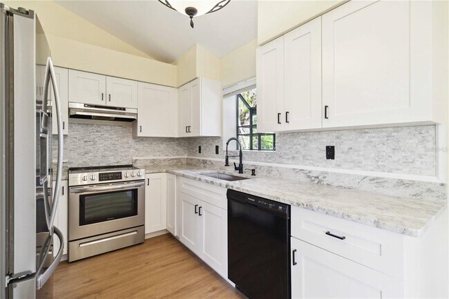 Building Photo - 3509 65th Ave Cir E