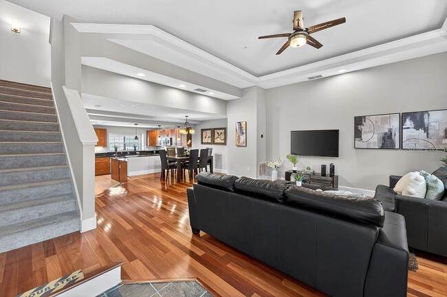 Building Photo - 14525 Damai Ln
