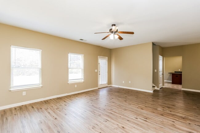 Building Photo - 75 Hamil Ct NW