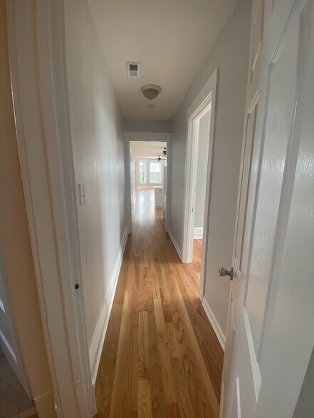 hallway - 4200 N Damen Ave
