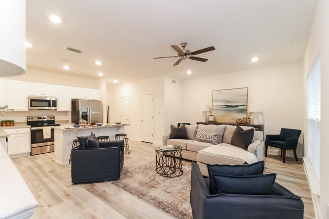 Building Photo - 107 Cabot Ln