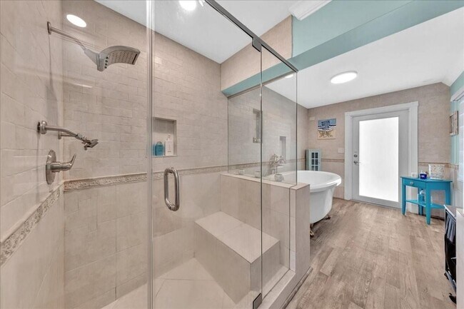 Building Photo - 2931 SW 108th Way