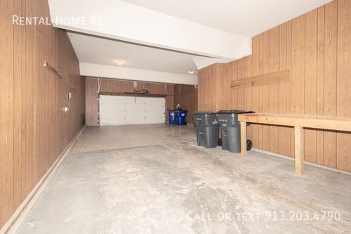 Building Photo - 18880 W 116th St