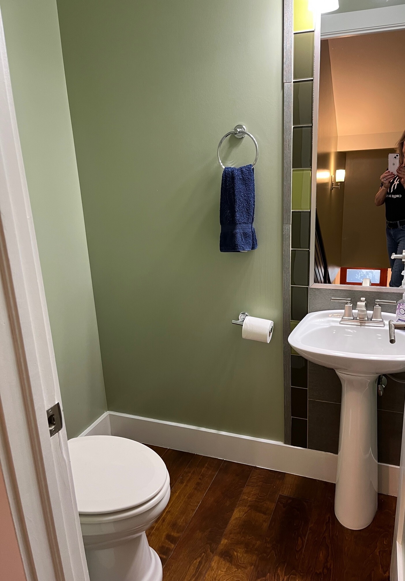 2 piece bath - 2840 W 26th Ave