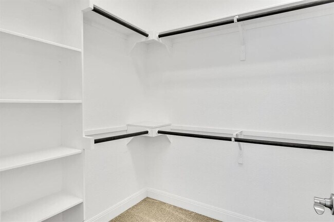 Building Photo - 1810 Manada Trail