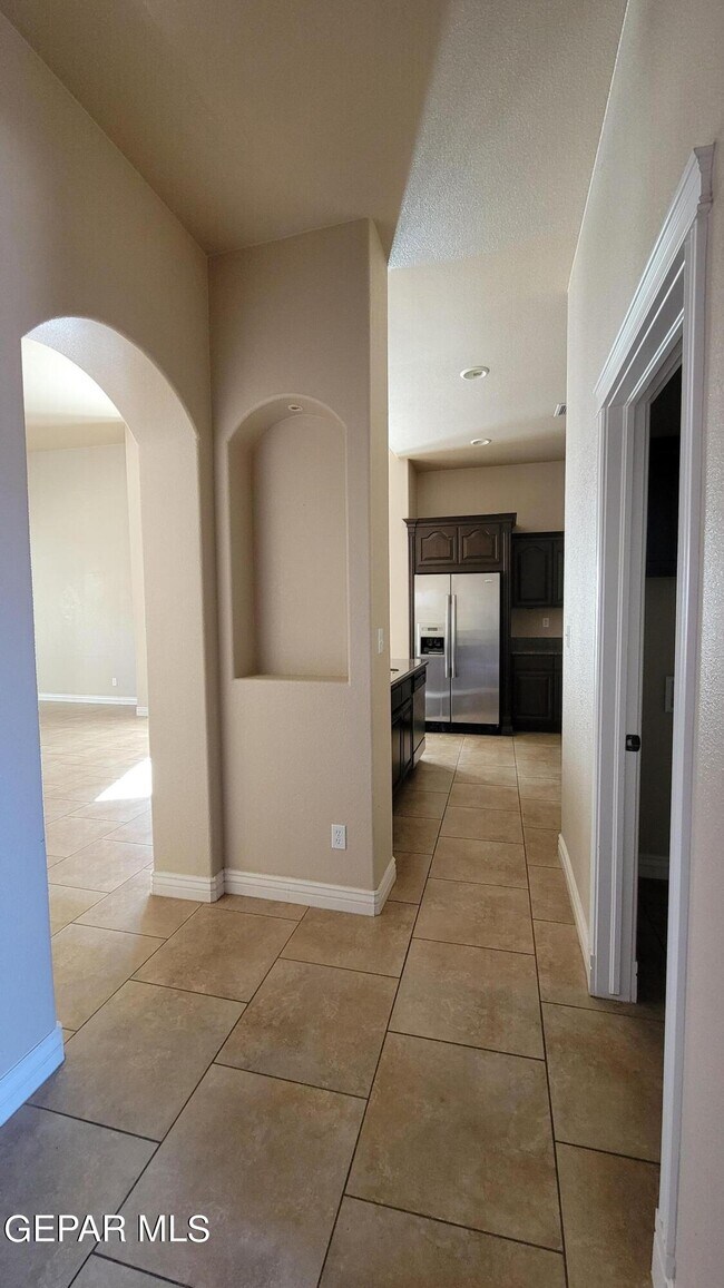 Building Photo - 11512 Porfirio Payan Dr