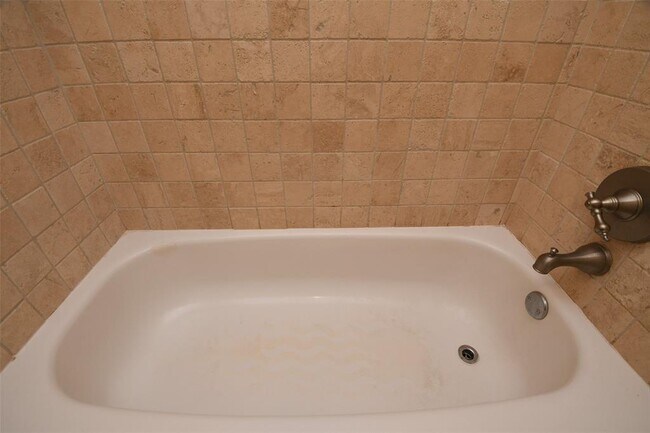Building Photo - 2596 Bering Dr
