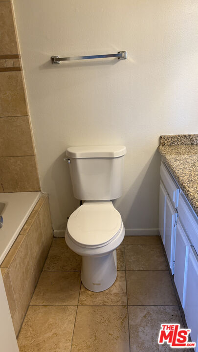 Building Photo - 15716 Normandie Ave