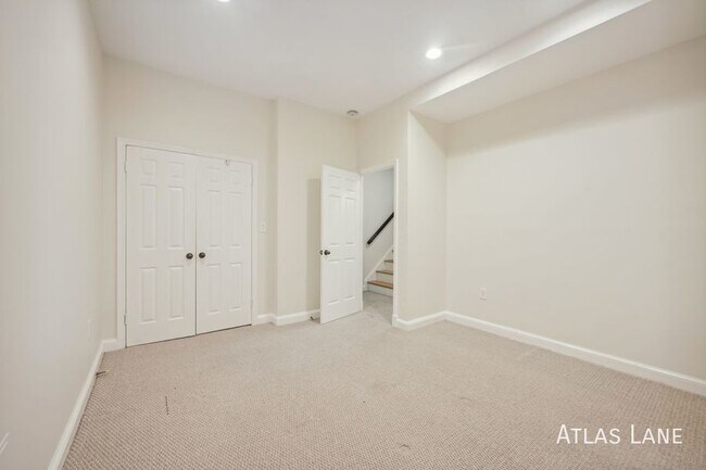 Building Photo - Professionally Managed Home In Gated  Comm...