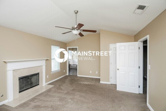 Building Photo - 4 Bedroom Pet-Friendly Home in Villa Rica, GA with Main Street Renewal