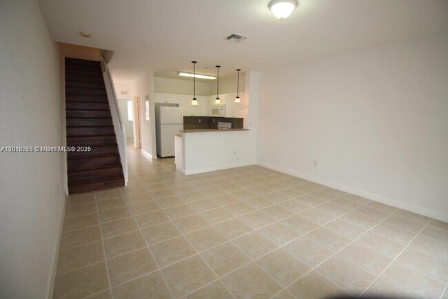 Building Photo - 8440 SW 150th Ave