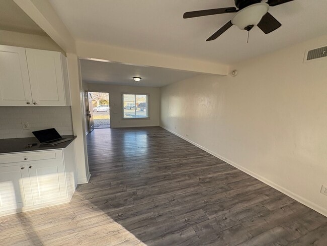 Building Photo - $1000 off first months rent!!  Spacious 4 bedroom 2 bath house with large backyard!