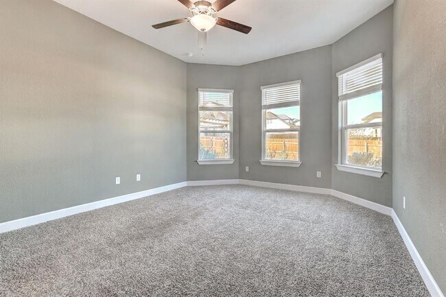 Building Photo - 4705 Sea Salt Dr