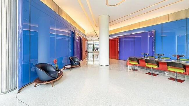 Building Photo - 1 bedroom in LONG ISLAND CITY NY 11109