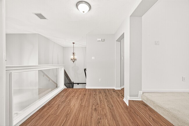 Building Photo - 1903 Amber Trail Ln