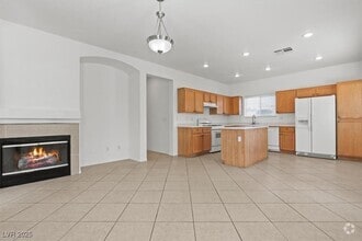 Building Photo - 7636 Dove Canyon St