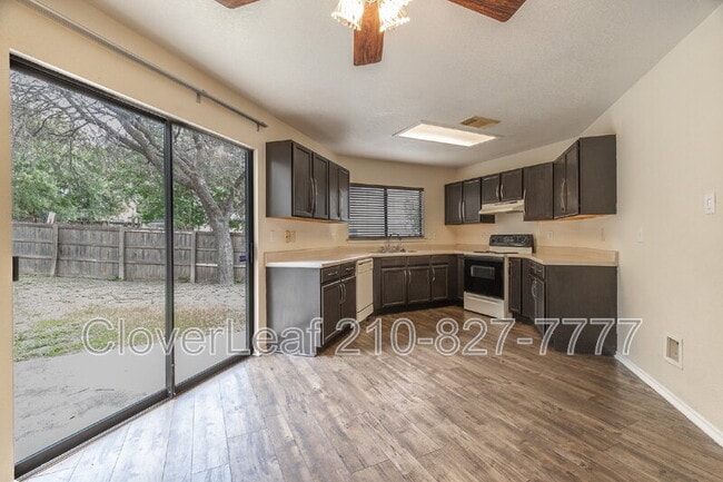 Building Photo - 23 Caswell Cir