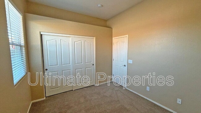 Building Photo - 17610 W Ironwood St