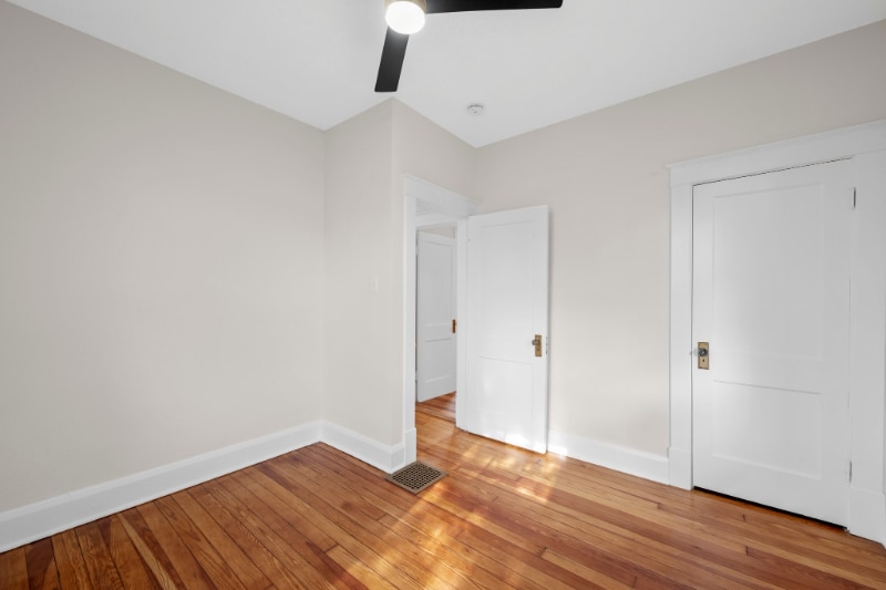 Building Photo - 7517 Ellis Ave