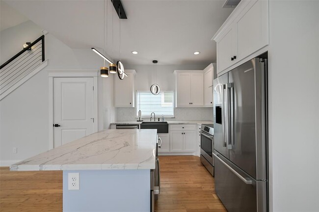 Building Photo - 1207 32nd St