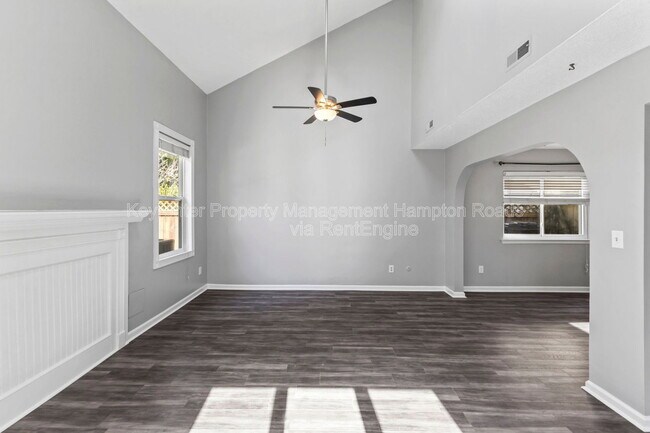 Building Photo - 5408 Chatham Lake Dr