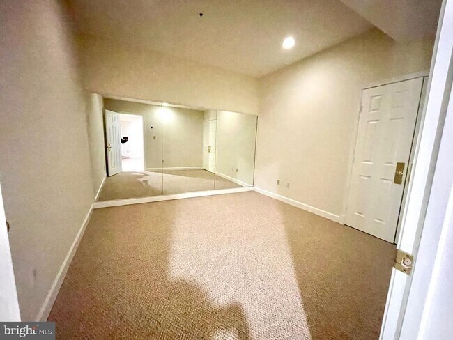 Building Photo - 11803 Bishops Content Rd