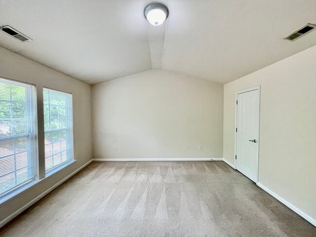 Building Photo - 1513 Corwith Dr