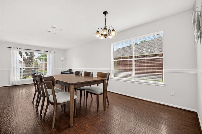 Building Photo - 9710 Berkshire Trce