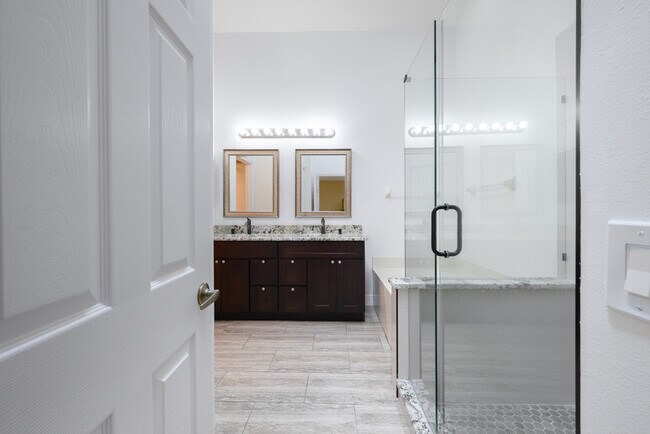 Building Photo - 12803 Maribou Cir