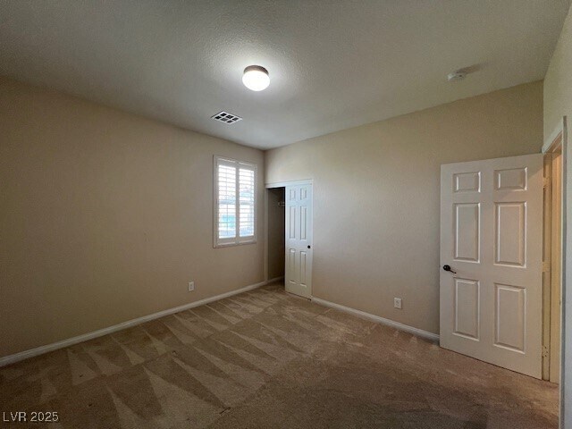 Building Photo - 18 Blue Valley Dr