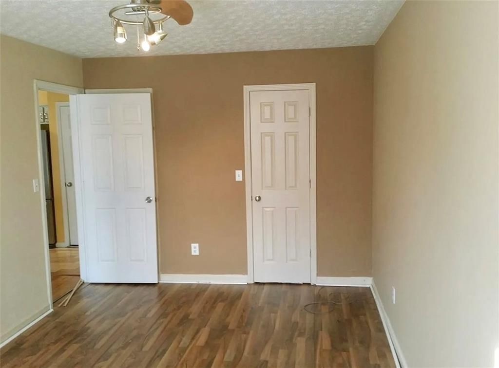 Building Photo - 2023 Sitser Ln