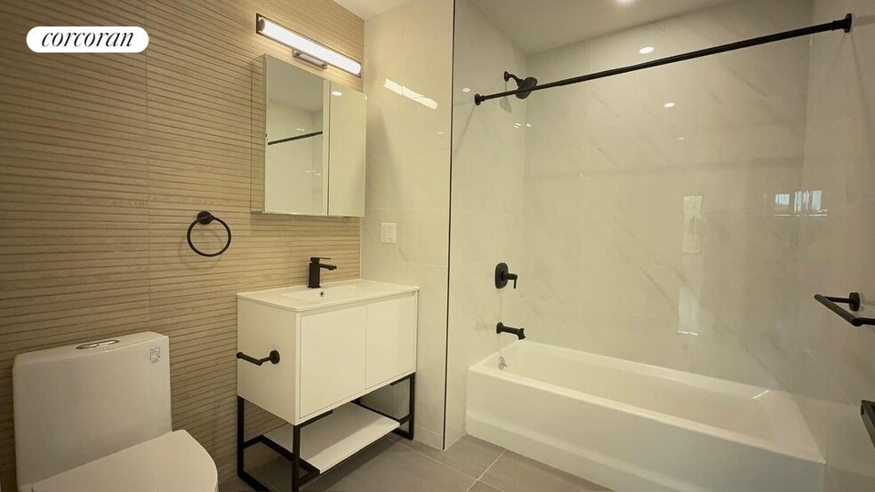 Building Photo - 143-26 84th Rd