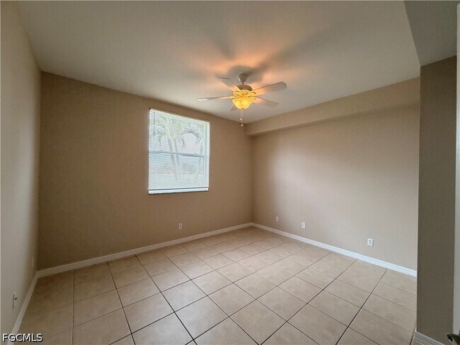 Building Photo - 4299 Bellasol Cir