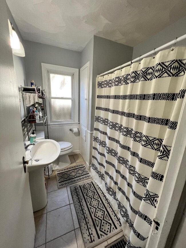 Building Photo - 5156 Ralston Ave