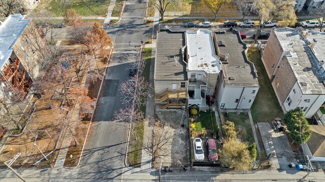 Building Photo - 1500 S Trumbull Ave
