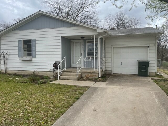 Primary Photo - 408 Short Ave