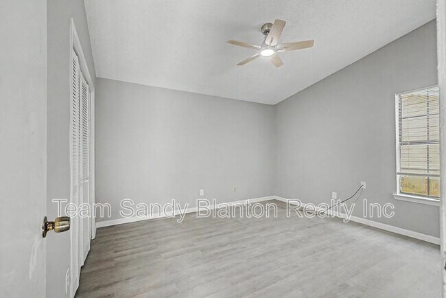Building Photo - 8210 Kipling St