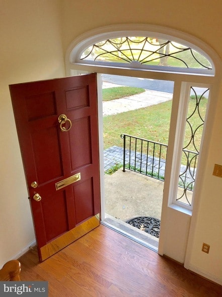 Building Photo - 7510 Cayuga Ave