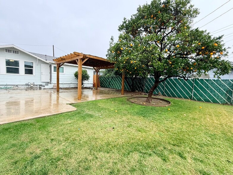 Backyard 2 - 308 E School St