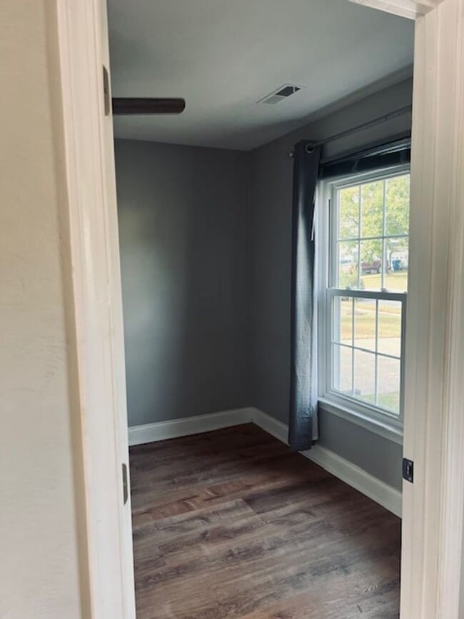 Building Photo - 1101 Warner Hall Dr