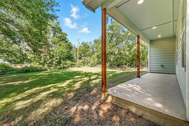 Building Photo - 825 W Walker St