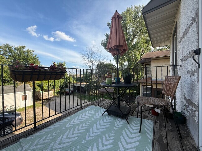 Building Photo - 780 Curfew St