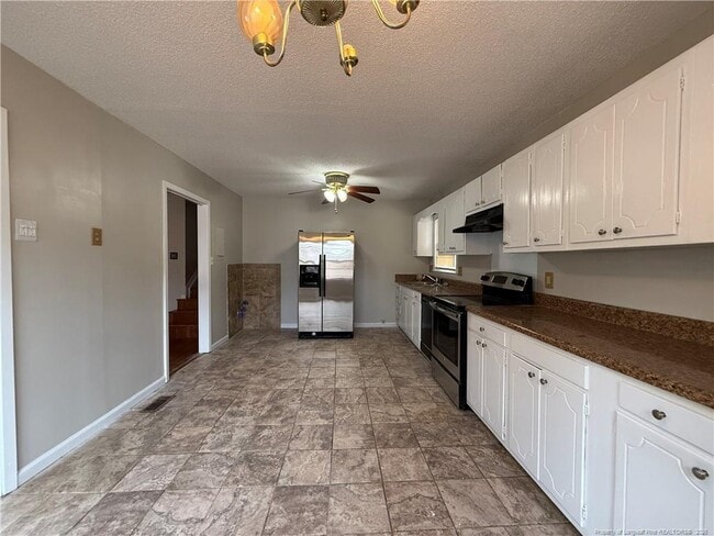 Building Photo - 5300 Foxfire Rd